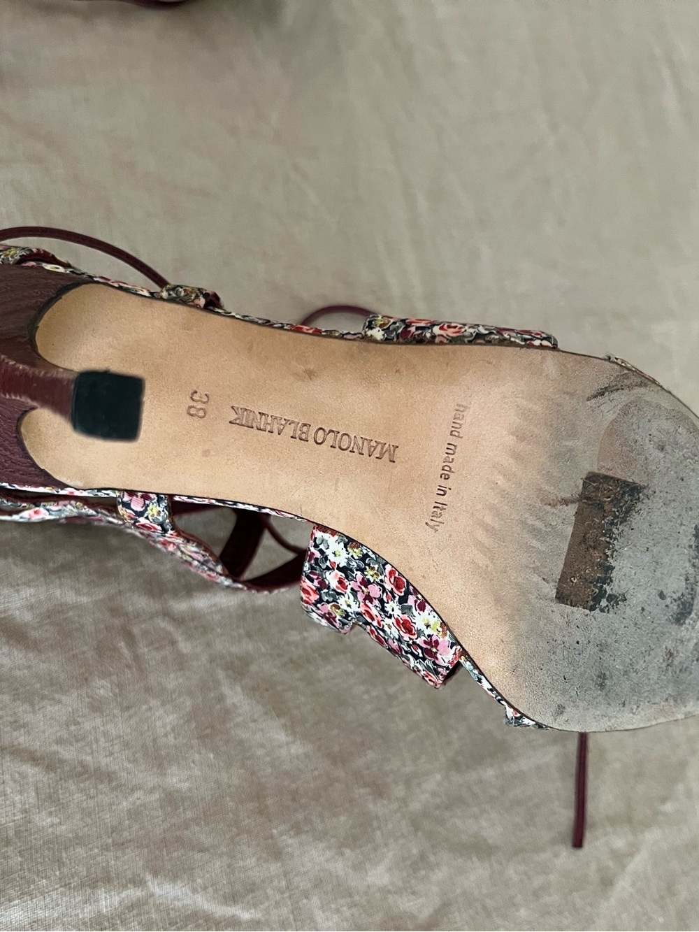 EUC Manolo Blahnik Rare Vintage Netochaka Floral Printed Lace-Up Sandals 38 - Picture 9 of 11